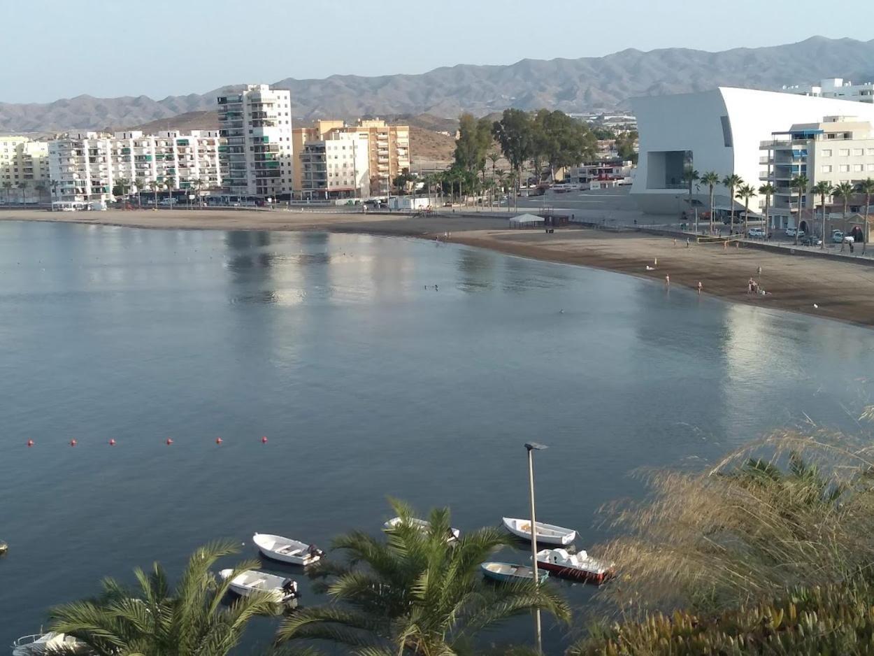 Águilas Playa Exterior foto